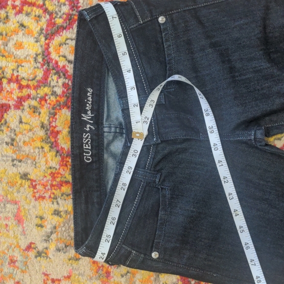 Guess Jeans - Picture 6 of 6